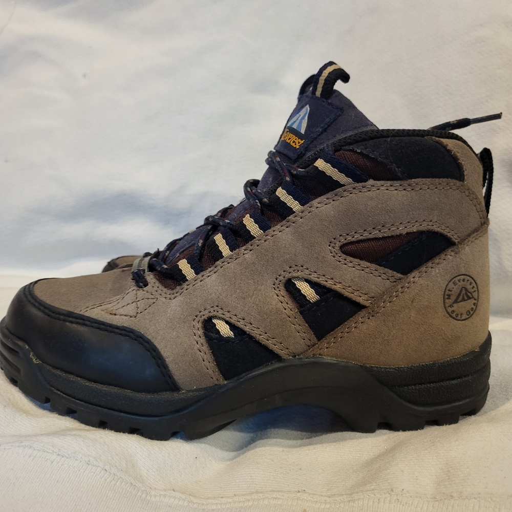 Mt .Everest Sierra Leather Hiking Boots Womans Sz 6
